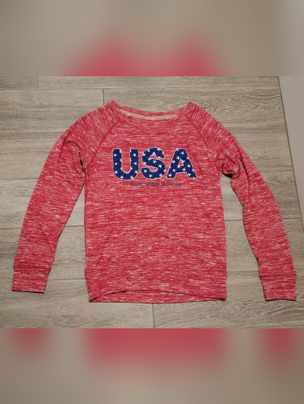 Disney Parks USA Epcot World Showcase Lightweight Pullover Womens Size Medium